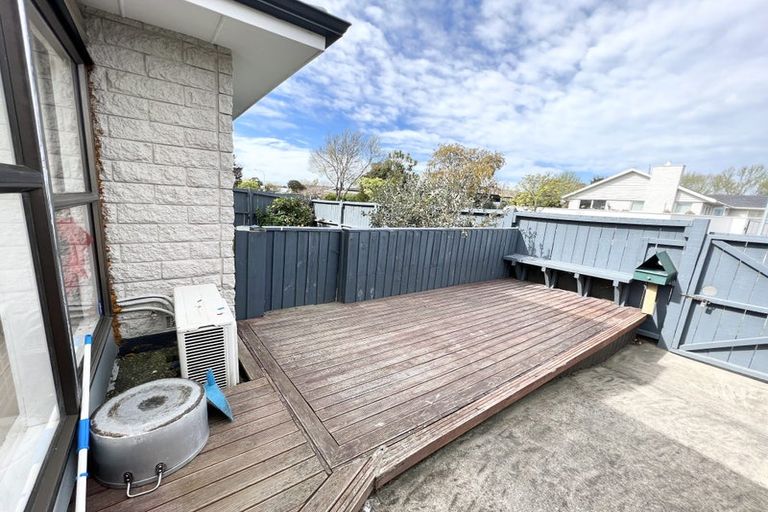 Photo of property in 16 Ansonby Street, Russley, Christchurch, 8042
