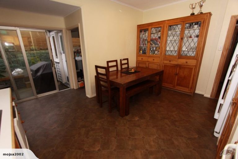 Photo of property in 9 Chesterton Street, Johnsonville, Wellington, 6037