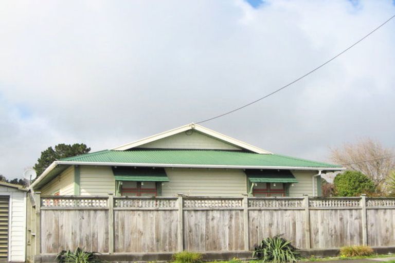 Photo of property in 164 Lemon Street, Strandon, New Plymouth, 4312