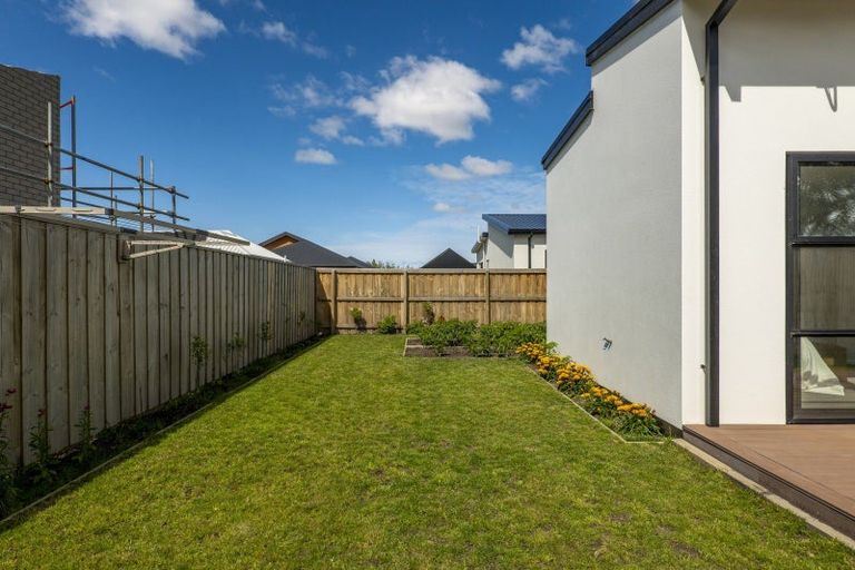 Photo of property in 28 Dynes Road, Rolleston, 7615