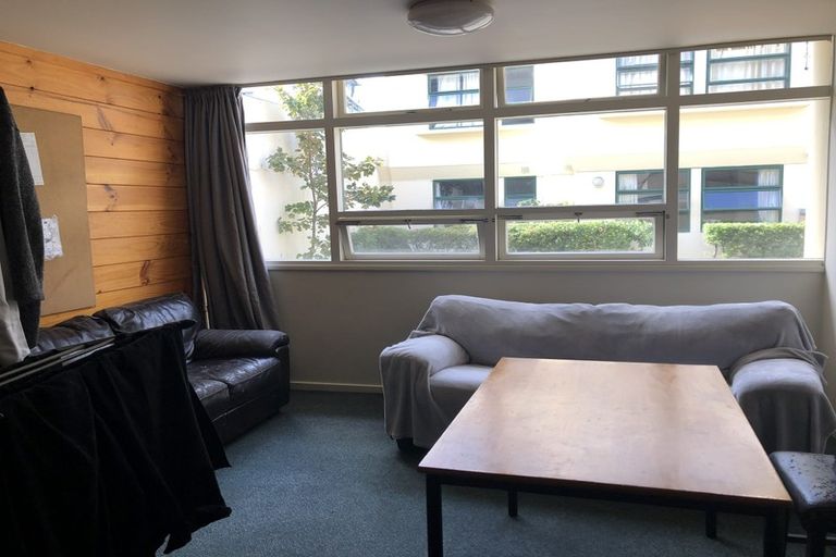 Photo of property in Te Awhina Apartments, 22u6 Sussex Street, Mount Cook, Wellington, 6021