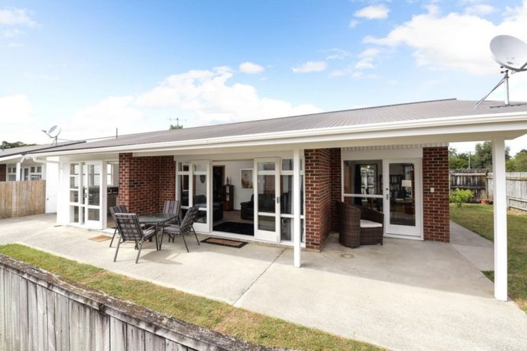 Photo of property in 1/6 Florida Place, Cambridge, 3434