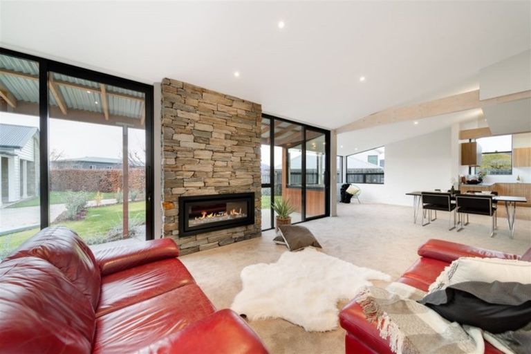 Photo of property in 39 Hyland Street, Wanaka, 9305