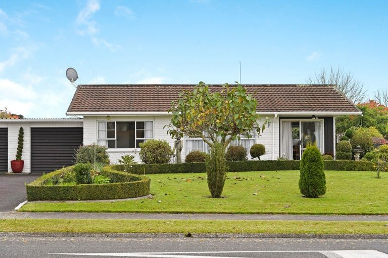 Photo of property in 137 Totara Drive, Pukete, Hamilton, 3200