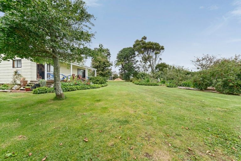 Photo of property in 15 Fox Street, Okato, 4335