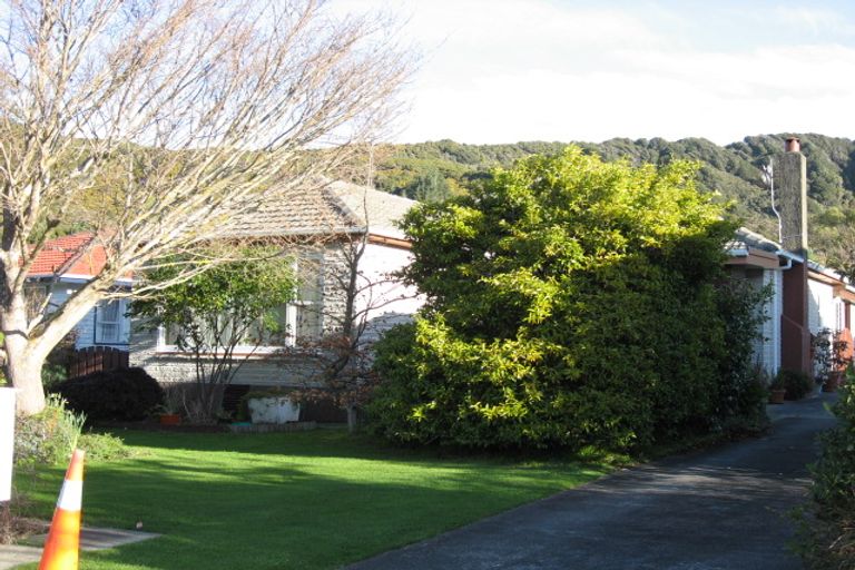 Photo of property in 15 Hay Street, Wainuiomata, Lower Hutt, 5014