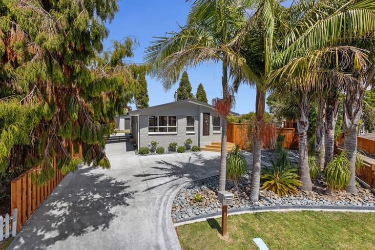 Photo of property in 13 Natana Place, Whakatane, 3120