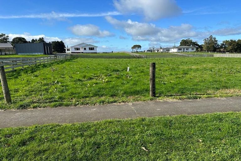 Photo of property in 135 Pukepapa Road, Marton, 4710