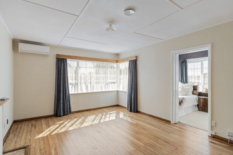 Photo of property in 55 Wrantage Street, Westown, New Plymouth, 4310