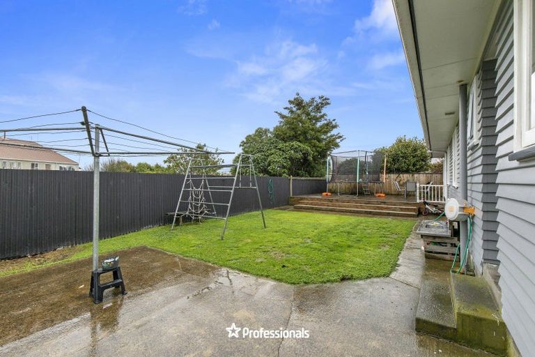 Photo of property in 42 Mountbatten Grove, Clouston Park, Upper Hutt, 5018