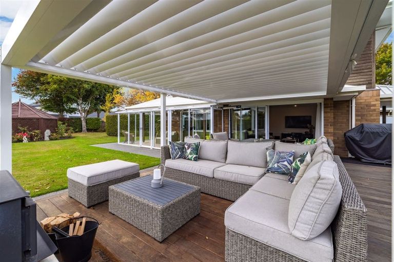 Photo of property in 54 Regent's Park Drive, Casebrook, Christchurch, 8051