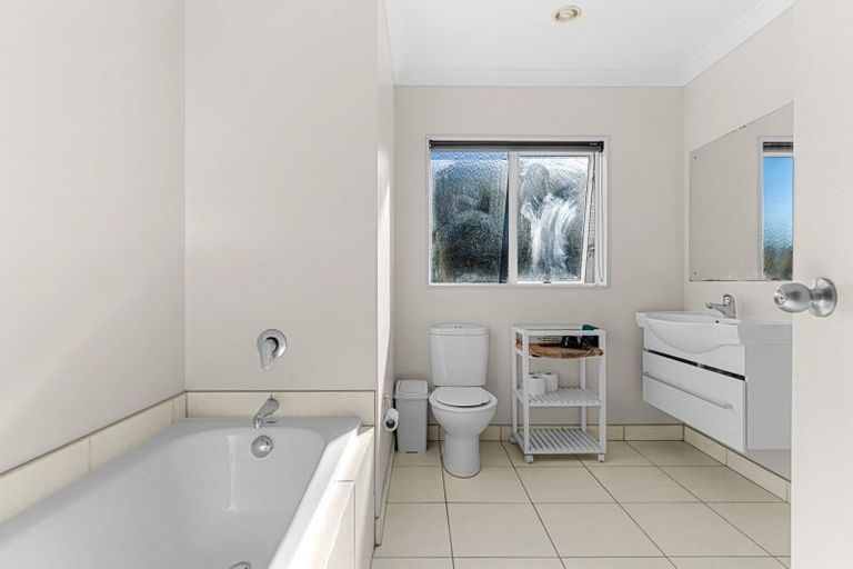 Photo of property in 82 Ridgeway Drive, Te Kamo, Whangarei, 0112