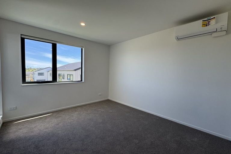 Photo of property in 202b Henwood Road, Westgate, 0814