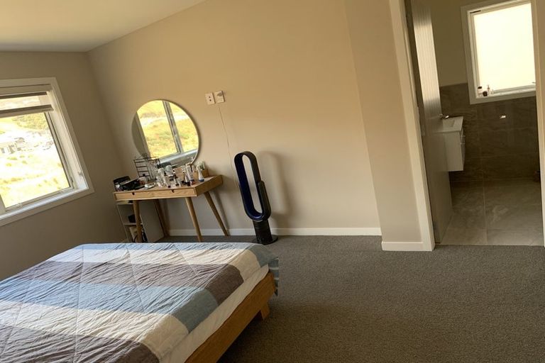 Photo of property in 60 Melksham Drive, Churton Park, Wellington, 6037