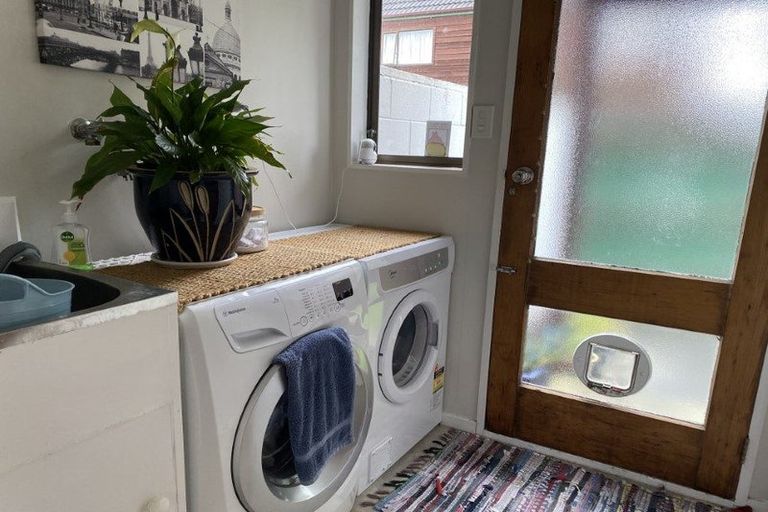 Photo of property in 17-u2 Randwick Crescent, Moera, Lower Hutt, 5010
