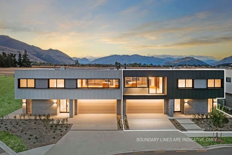Photo of property in 27 Rubus Street, Wanaka, 9382