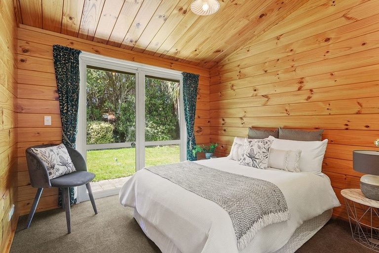 Photo of property in 31 Eders Road, Woodend, 7610