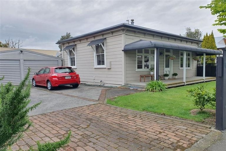 Photo of property in 29 Campbell Street, Palmerston North, 4410