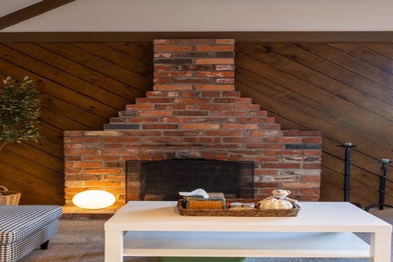 Photo of property in 2b Happy Valley Road, Owhiro Bay, Wellington, 6023