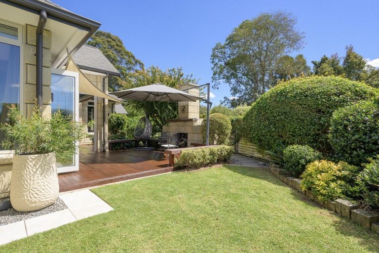 Photo of property in 18 Jarrah Park Drive, Pyes Pa, Tauranga, 3112
