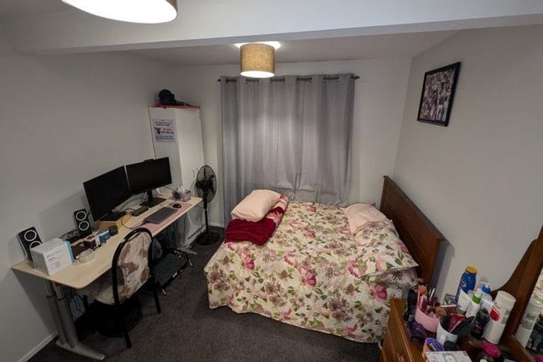 Photo of property in 39 Tamahere Drive, Glenfield, Auckland, 0629