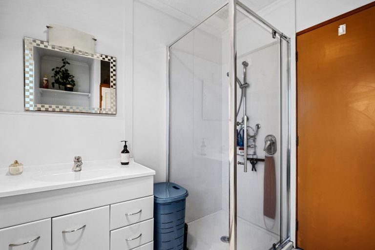 Photo of property in 19 Tukapa Street, Westown, New Plymouth, 4310