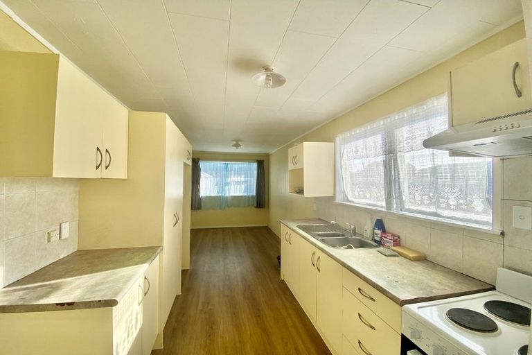 Photo of property in 50 Te Irirangi Drive, Clover Park, Auckland, 2019