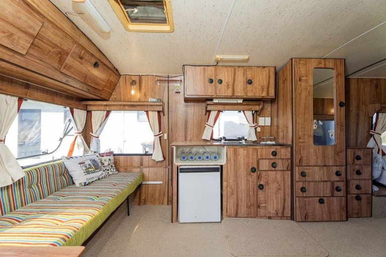 Photo of property in 14 Mermaid Place, Whitianga, 3510