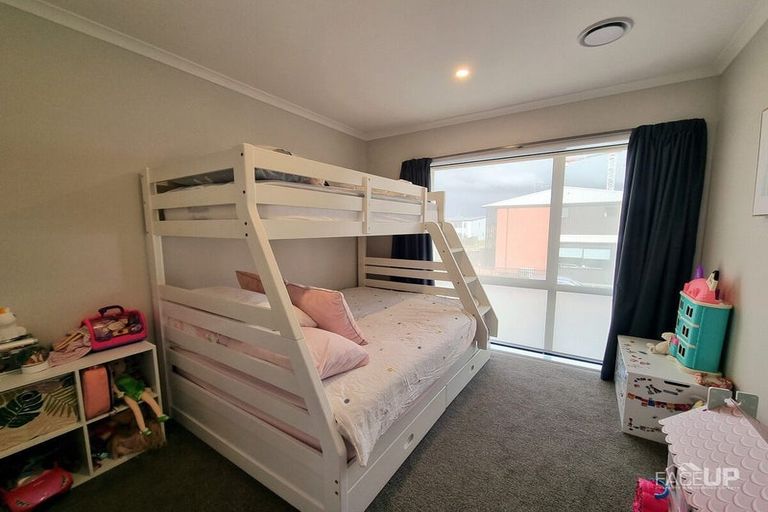 Photo of property in 31 Walter Merton Road, Hobsonville, Auckland, 0616
