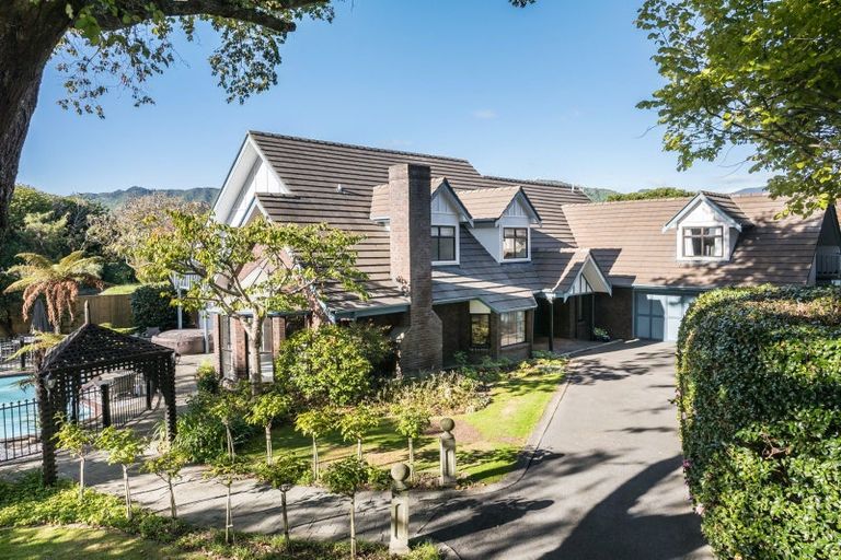 Photo of property in 23 Rawene Street, Waikanae, 5036