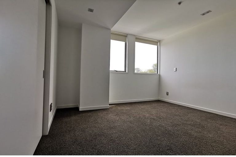 Photo of property in Maison Apartments, 212/16 Huron Street, Takapuna, Auckland, 0622