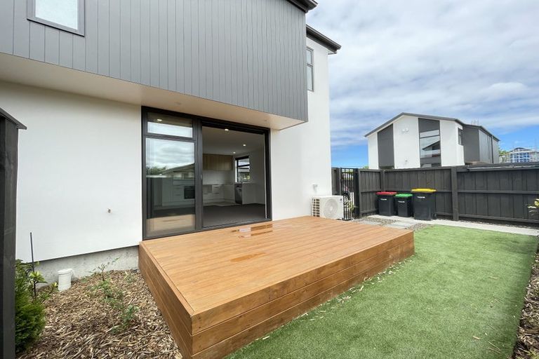 Photo of property in 12 Mohua Lane, Upper Riccarton, Christchurch, 8041