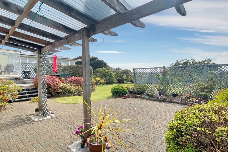 Photo of property in 24 Te Paka Crescent, Te Kamo, Whangarei, 0112