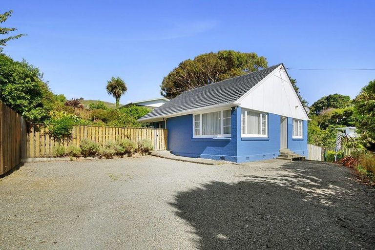 Photo of property in 46 Handyside Street, Tawa, Wellington, 5028