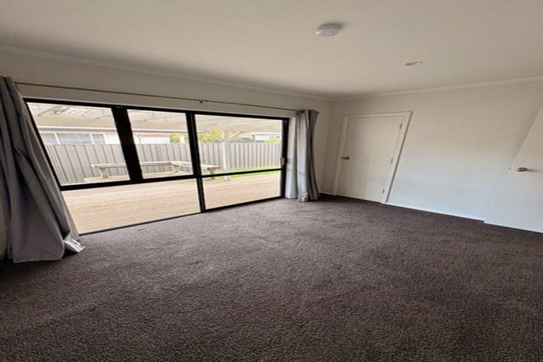 Photo of property in 12 Maadi Road, Onekawa, Napier, 4110