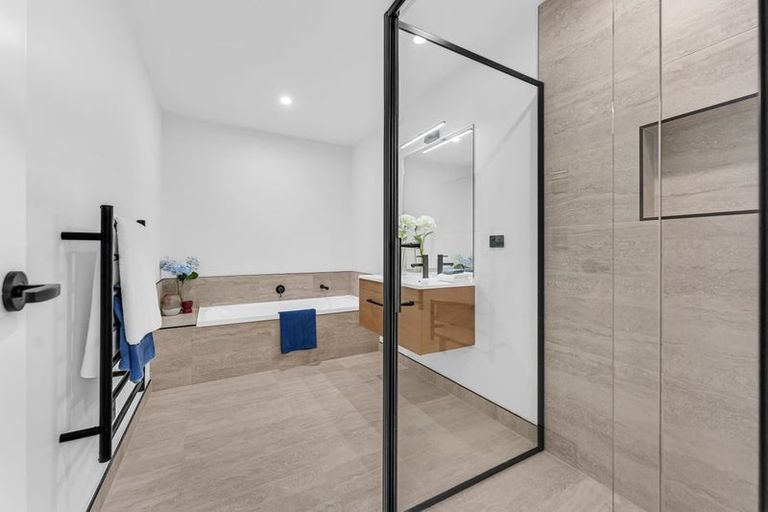 Photo of property in 11 Dolcetto Place, Pokeno, 2402