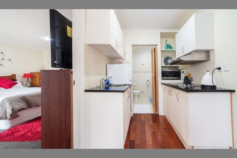 Photo of property in 56 Helvetia Drive, Browns Bay, Auckland, 0630