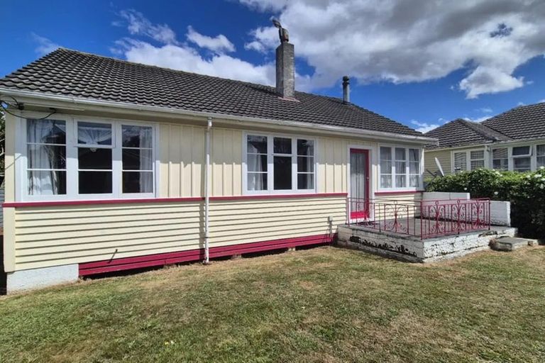 Photo of property in 18 Takahe Street, Taihape, 4720
