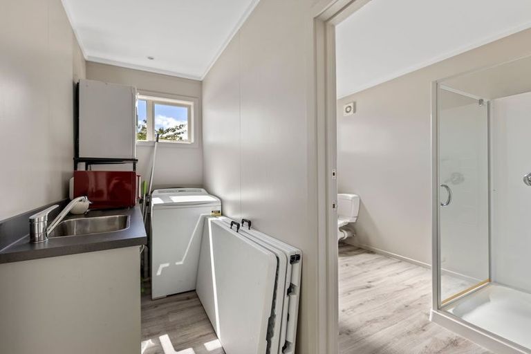 Photo of property in 100 Wingatui Road, Mosgiel, 9024