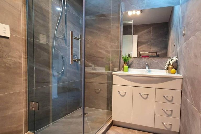 Photo of property in 7 Valour Lane, Papakura, 2110