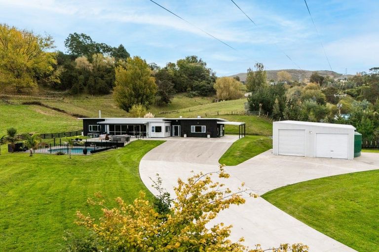 Photo of property in 224 Seafield Road, Eskdale, Napier, 4182