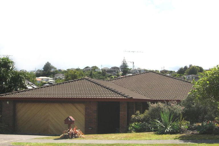 Photo of property in 23 Bayside Drive, Browns Bay, Auckland, 0630