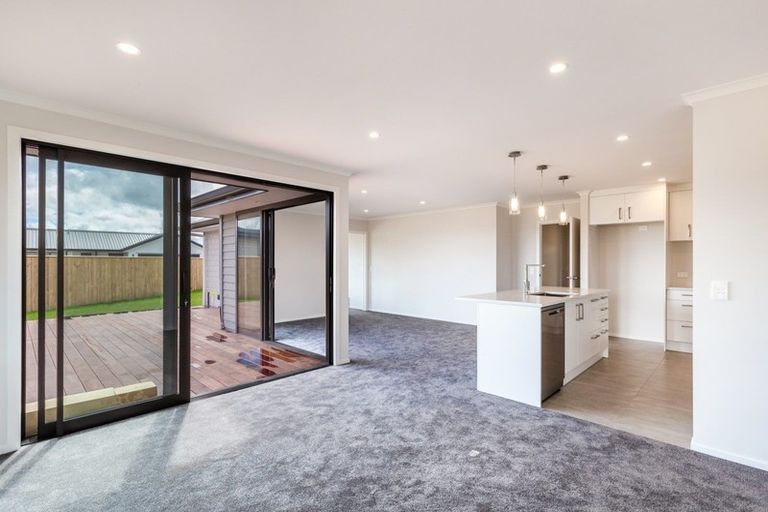 Photo of property in 18 Tawhai Crescent, Wharewaka, Taupo, 3330