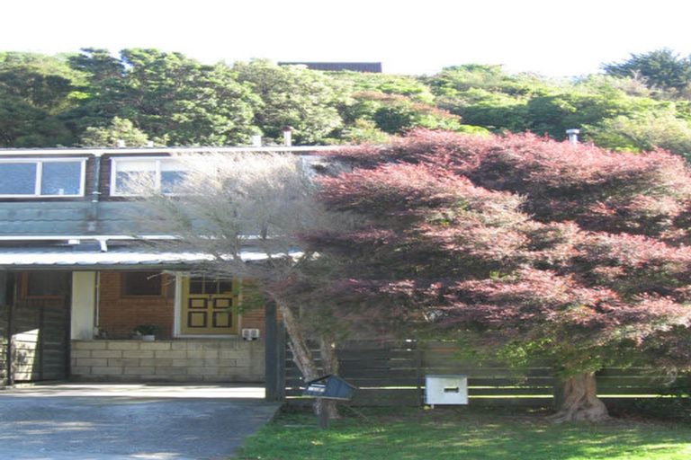 Photo of property in 95a Churton Drive, Churton Park, Wellington, 6037