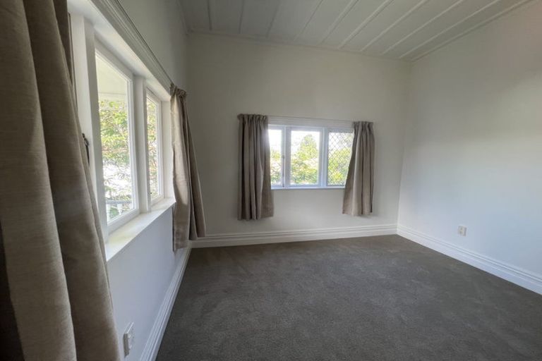 Photo of property in 1/29 Wolsley Avenue, Milford, Auckland, 0620