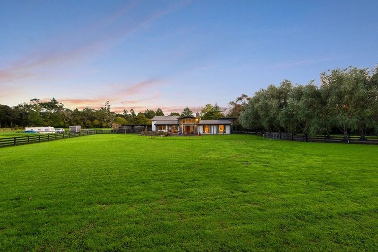 Photo of property in 514 Waitoki Road, Wainui, Silverdale, 0994