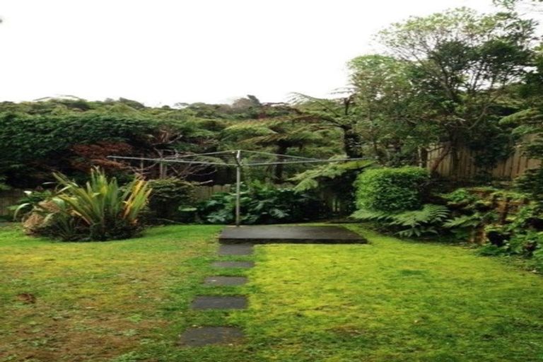 Photo of property in 11 Christina Grove, Normandale, Lower Hutt, 5010