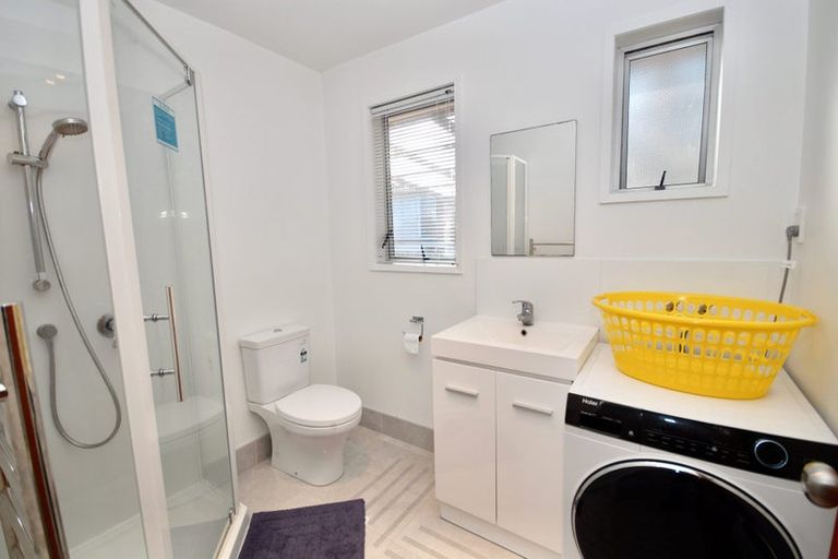 Photo of property in 84 Sycamore Drive, Sunnynook, Auckland, 0620