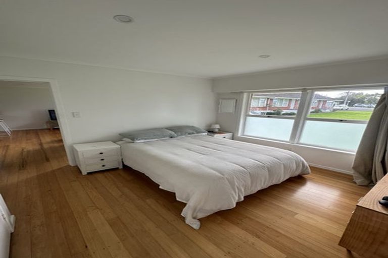 Photo of property in 2112/110 East Coast Road, Forrest Hill, Auckland, 0620