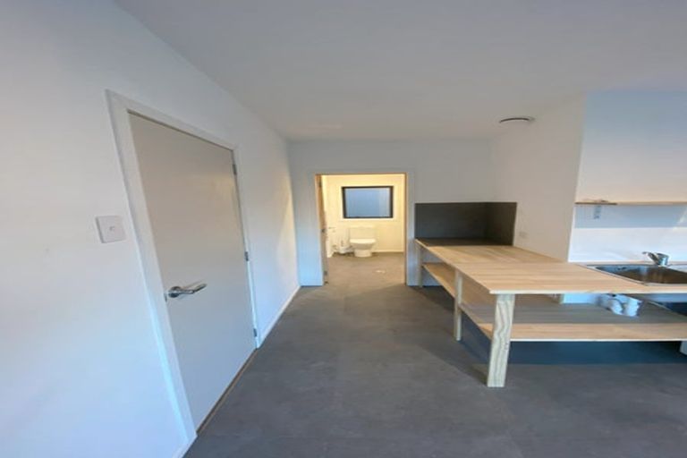 Photo of property in 2/3 Charmaine Road, Torbay, Auckland, 0630